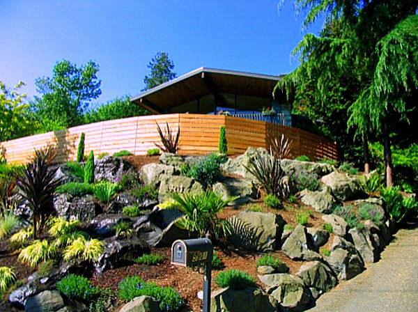 View By Rock Blur View By Front Yard Rock Garden Design Ideas That Stones Accompany The Planters Which Surrounding The Building Garden 17 Amazing Garden Design Ideas With Rocks And Stones Appearance