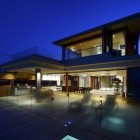 Beach House Ditchfield Bright Beach House By Middap Ditchfield Architects Swimming Pool Area Completed With Lounges And Dining Space Dream Homes Home With Infinity Swimming Pool And Transparent Glass Facade