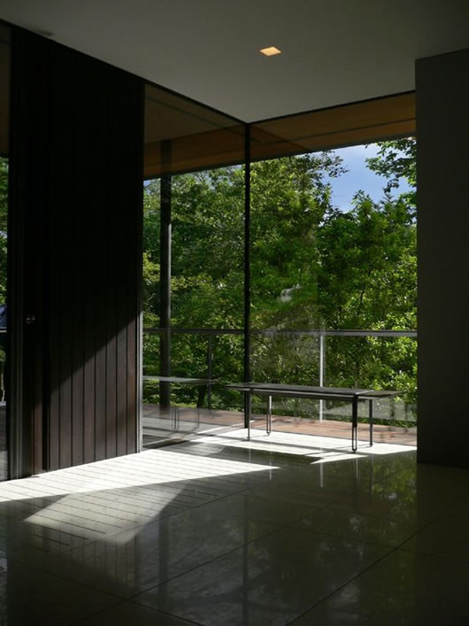 Interior Design The Deluxe Interior Design Applied On The Wall And Floor Made Of Wooden And Glass Material Also Tiles In Japanese Rural Homes By Kidosaki Architects Architecture  Beautiful Modern Japanese Home Covered By Glass And Wooden Walls