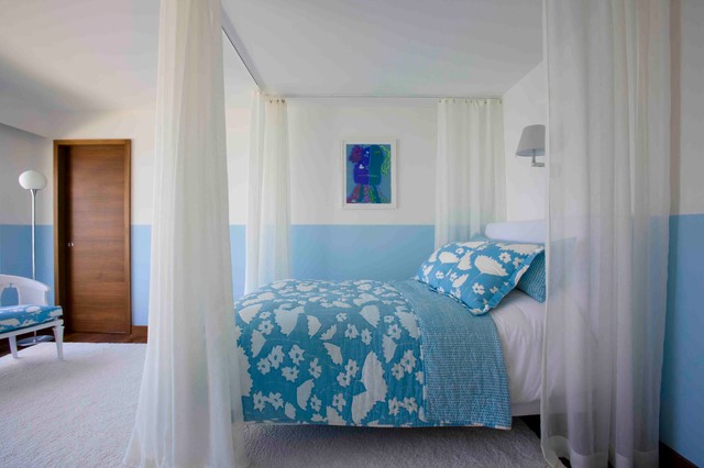 Blue Bedroom Floral Eclectic Blue Bedroom Ideas With Floral Themed Quilt Canopy Bed Sheer White Drape White Fur Rug Bedroom 20 Stunning Blue Bedroom Ideas With Vintage Cover Decorations