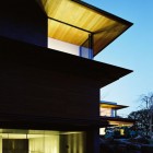 Design Of Rural Expensive Design Of The Japanese Rural Homes By Kidosaki Architects Combined With Bright Lighting To Make The Beautiful View At The Night Architecture Beautiful Modern Japanese Home Covered By Glass And Wooden Walls