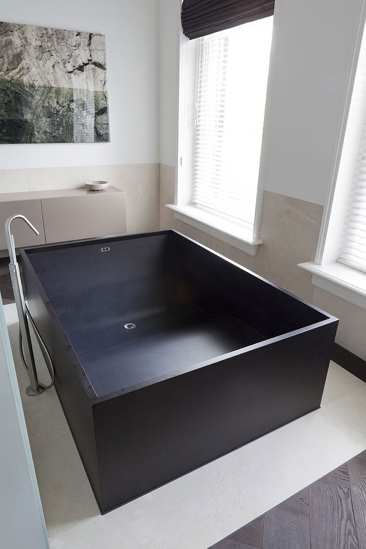 Bathroom Design Geometrical Fascinating Bathroom Design With Dark Geometrical Bathtub Also Chrome Claw Foot Tub Faucet At Manor River Remy Meijers Decoration  Dazzling Glossy Furniture In Bright And Elegant House Interiors