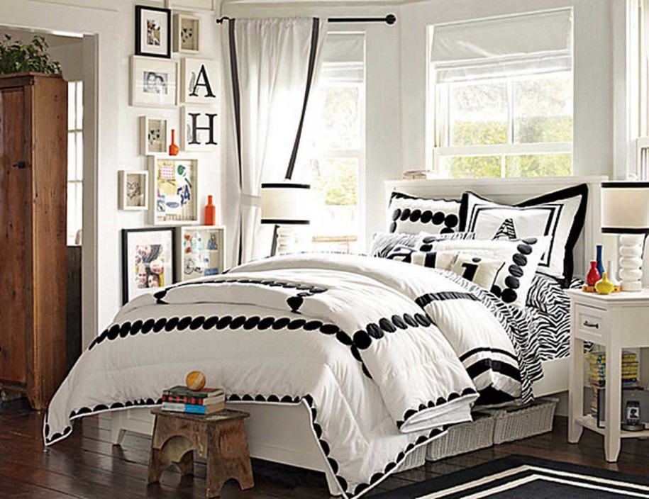 Black And Covers Fascinating Black And White Duvet Covers Contemporary Teen Bedroom With White Interior Design And White Wooden Glass Windows Bedroom  Cozy Black And White Duvet Covers Collection For Comfortable Bedrooms