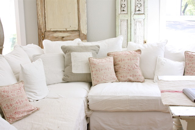 White Sectional At Fascinating White Sectional Sofa Slipcovers At Traditional Living Room With Rustic Oak Coffee Table And Table Runner Decoration Chic Sectional Sofa Slipcovers For Elegant Sofa Looks