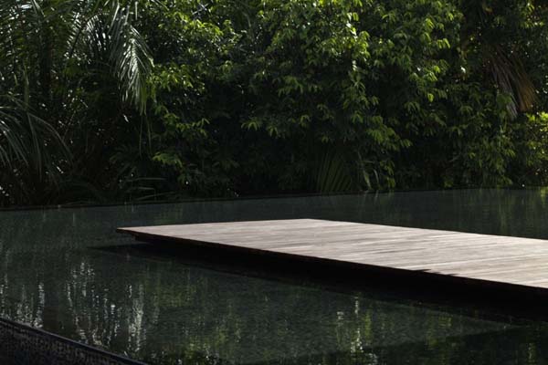 Water Cooled Constructed Fresh Water Cooled House Deck Constructed On The Rooftop Swimming Pool With Lush Vegetation Surrounding The Building Decoration Elegant And Beautiful Home Design Presented By The Water-Cooled House