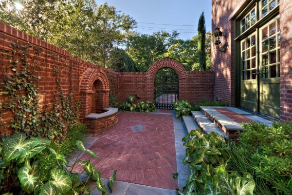 Paving Block Enhanced Glorious Paving Block Flooring Idea Enhanced With Brick Tiled Wall With Fireplace To Maximize Home Entrance Garden  18 Beautiful Garden Decorations To Make Green Corner Environment