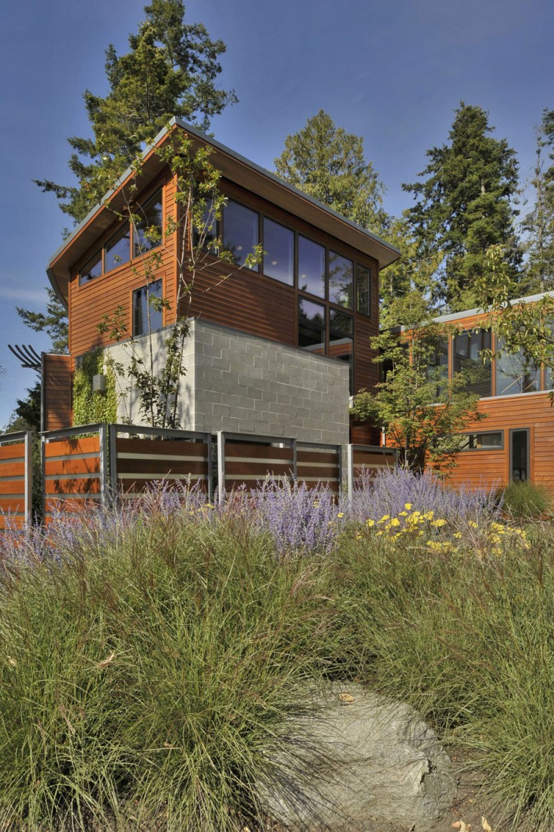 Sunset Point With Gorgeous Sunset Point House Exterior With Rustic Stone And Wood Wall Small Glass Window Small Cantilever Dream Homes Sustainable Contemporary Home With Wood And Stained Glass Facade