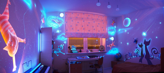 Look Of The Ingenious Look Of Glow In The Dark Created With Cats Anywhere Inside Home Kids Bedroom By Night In Lights Off Bedroom  Stunning Bedroom Decoration With Glow In The Dark Paint Colors