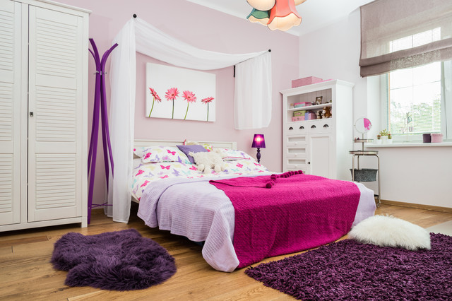 Purple Bedroom Traditional Interesting Purple Bedroom Ideas In Traditional Kids Bedroom With Light Brown Wooden Floor And Purple Colored Shag Carpet Bedroom 26 Bewitching Purple Bedroom Design For Comfort Decoration Ideas
