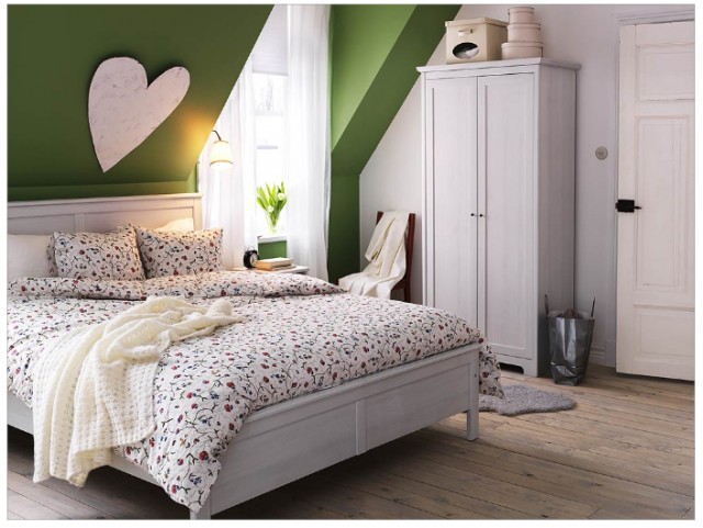 Traditional Bedroom Decorated Interesting Traditional Bedroom Design Interior Decorated With Green And White Wall Painting Ideas For Bedrooms In Minimalist Space Bedroom  20 Attractive And Stylish Bedroom Painting Ideas To Decorate Your Home