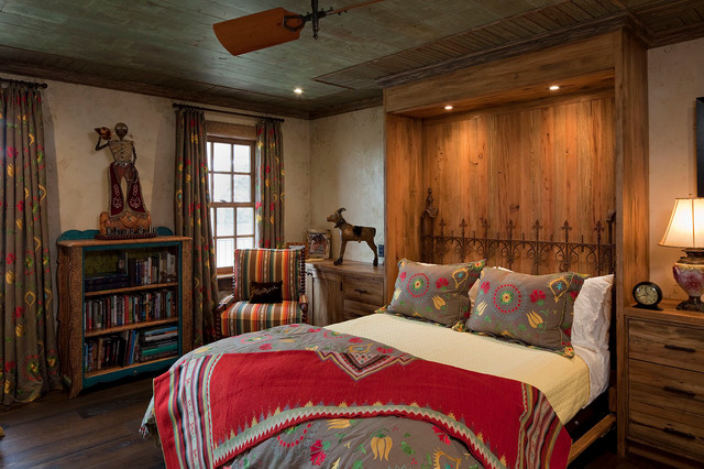 Red Gray In Marvelous Red Gray Duvet Set In White Bedding And Wooden Canopy Installed In Traditional Bedroom On Wooden Striped Floor Bedroom Cool And Lovely Bedroom Designs With Creative Duvet Covers