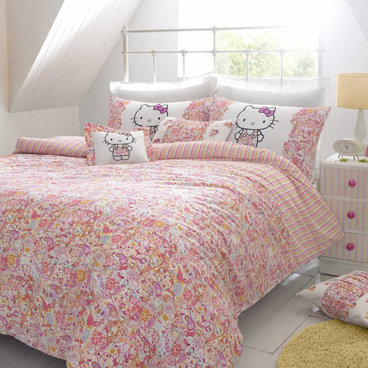 Hello Kitty Set Mesmerizing Hello Kitty Patterned Duvet Set In White Iron Bed Frame On White Wooden Striped Floor With Nightstand Bedroom  Cool And Lovely Bedroom Designs With Creative Duvet Covers