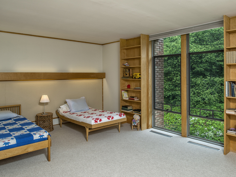 Kids Room Beds Modern Kids Room With Single Beds And Round Nightstand Dream Homes Mid-Century Modern Home Decorated With Elegant Minimalist Furniture