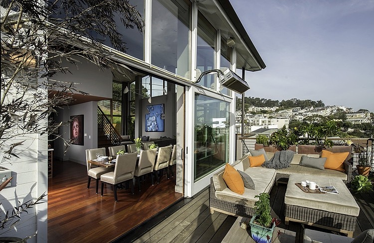 Plan House Susan Open Plan House San Francisco Susan Fredman Design Group Balcony Furnished With Sectional Sofas Interior Design Modern Mountain Home With Concrete Exterior And Interior Structure