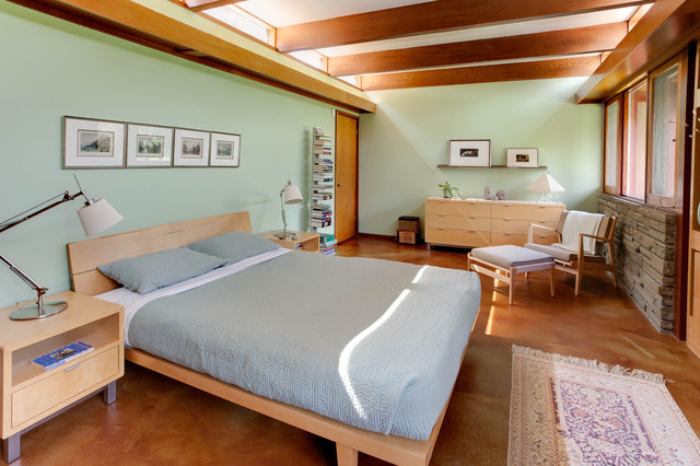 Midcentury Green With Outstanding Mid Century Green Bedroom Ideas With Brown Light Green Painting Furnished Iron Curved Table Lamp And Light Wooden Dresser Bedroom 20 Wonderful Green Bedroom Ideas With Suite Bed Cover Appearances