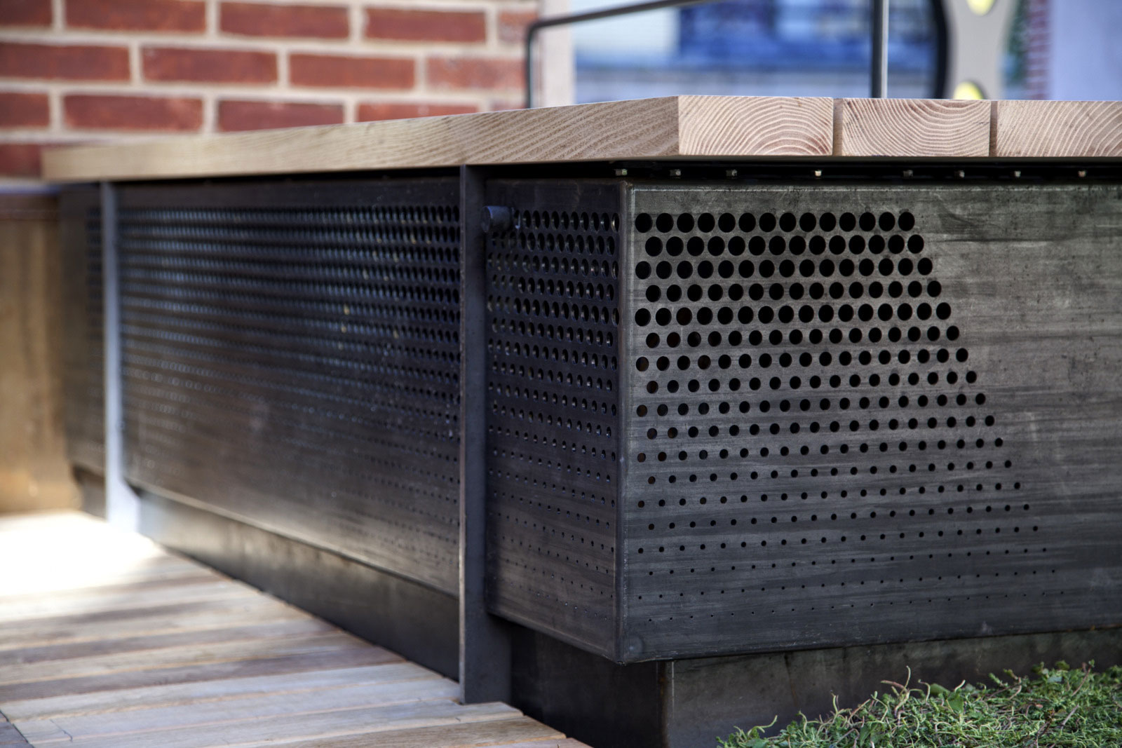 Dark Iron The Sensational Dark Iron Details In The Artist Residence Terrace With Some Wooden Footings And Brick Wall Decoration Elegant Home Decorated With Artistic And Contemporary Living Spaces