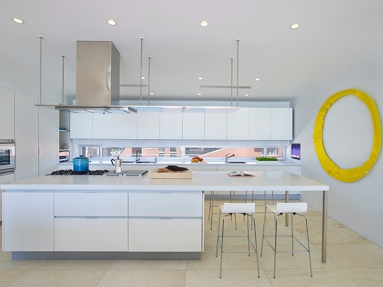 Kitchen Design Island Sleek Kitchen Design In Long Island Beach House With White Cabinet And Kitchen Island Also Metal Range Hood Apartments Elegant Contemporary Beach House With Stylish Interior Decorations