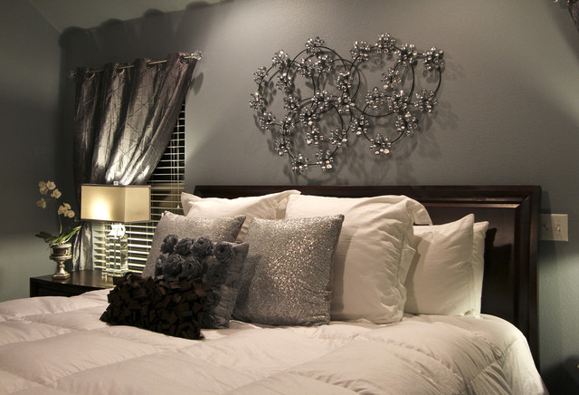 Wall Art Decorating Splendid Wall Art For Glamorous Decorating Bedroom Ideas Modern Cube Table Lamps Fake Flower Soft White Tufted Bed Headboard Bedroom  30 Unique And Cool Bedroom Furniture Ideas For Awesome Small Rooms