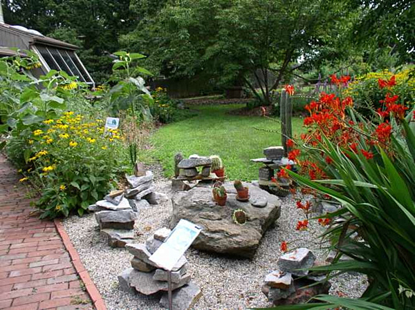 View By Rock Warm View By Sculptural Garden Rock With Stones And Planters That Giving Natural The Building Design Ideas Garden  17 Amazing Garden Design Ideas With Rocks And Stones Appearance