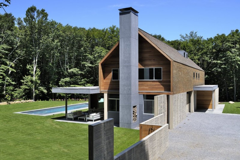 Architecture Of Hill Appealing Architecture Of The Qual Hill House With Wooden Wall And Long Blue Pool Near Grass Yard Architecture Striking And Creative Modern Home With Personal Art Galleries