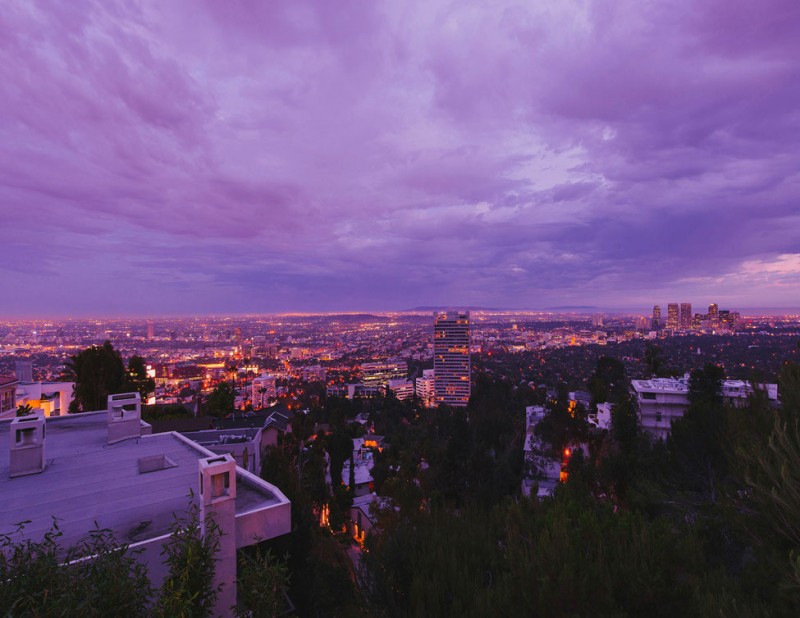 Town Overlooking Top Beautiful Town Overlooking Seen From Top Of Modern Green Greenberg Green House With Wood Flat Roof Architecture Curvy Futuristic Home Presenting Futuristic Gray And White Themes