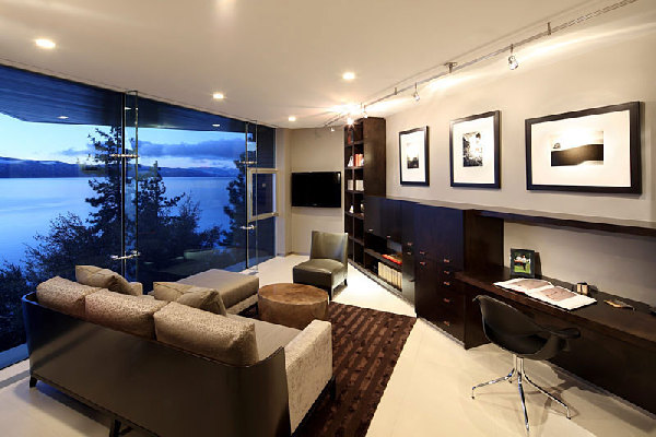 Cliff House Dziewulski Cozy Cliff House By Mark Dziewulski Architect With Glamorous TV Room Interior With Framed Wall Arts Above Workspace Architecture  Waterfront Cliff House With Luxurious Furniture And Beautiful View