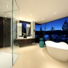 Cliff House Dziewulski Gorgeous Cliff House By Mark Dziewulski Architect With Excellent Bathroom Interior Designed With Glass Enclosed Shower Architecture Waterfront Cliff House With Luxurious Furniture And Beautiful View