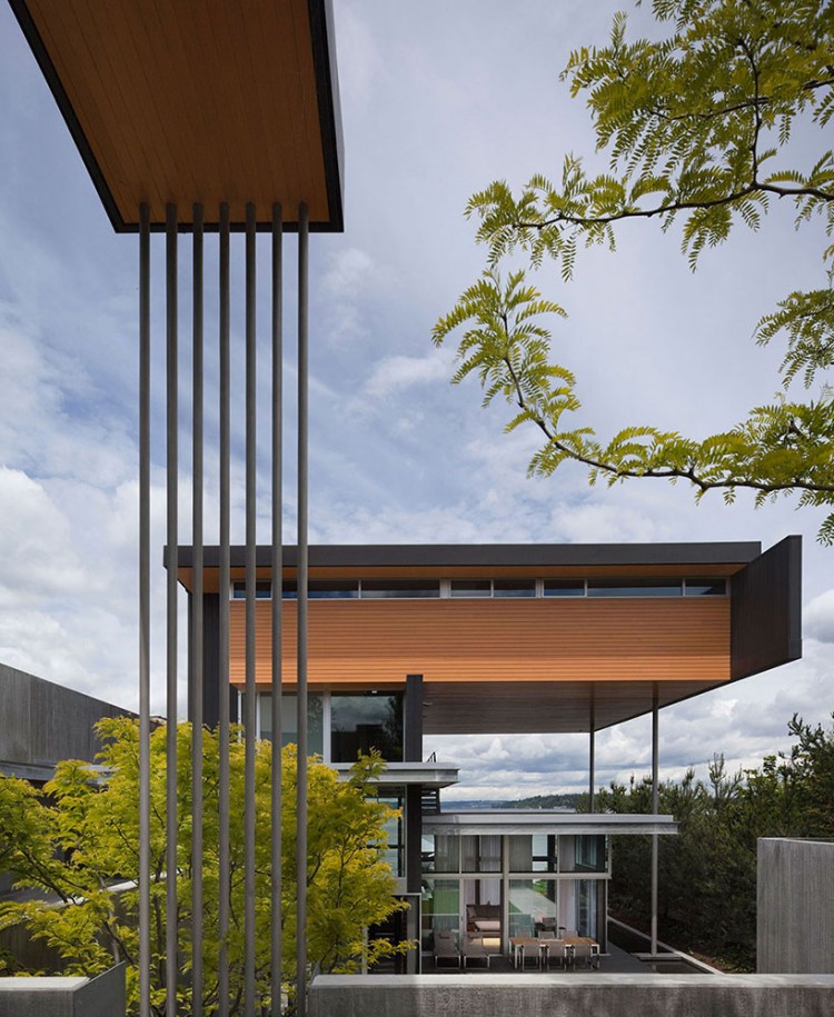 View Of House Interesting View Of Unique Graham House Building Integrating Gridded Pillar With Wooden Cantilever To Cover It Dream Homes Creative Contemporary Home For Elegant And Unusual Cantilevered Appearance