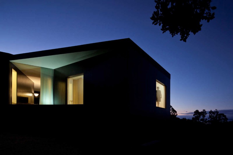 House Cz Arquitectos Inviting House CZ By SAMI Arquitectos Interior With Transparency To Display Bright Lighting Into The Outdoor Area Architecture Fabulous Contemporary Simple House With Great White And Black Colors