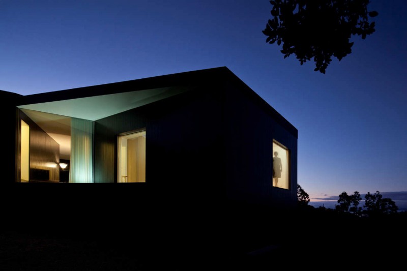 House Cz Arquitectos Inviting House CZ By SAMI Arquitectos Interior With Transparency To Display Bright Lighting Into The Outdoor Area Architecture  Fabulous Contemporary Simple House With Great White And Black Colors