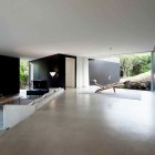 House Cz Arquitectos Open House CZ By SAMI Arquitectos Interior With High Level Of Floor To Show Living Room And Lounge Overlooking Outside Architecture Fabulous Contemporary Simple House With Great White And Black Colors