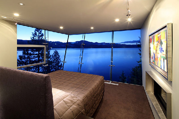 Cliff House Dziewulski Romantic Cliff House By Mark Dziewulski Architect With Astonishing Bedroom For Couple Overlooking Lake Seen By Evening Architecture Waterfront Cliff House With Luxurious Furniture And Beautiful View