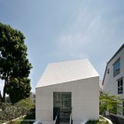 White Painted House Simple White Painted The Park House Building Designed In Intricate Roof To Hit Fresh Green Turfs And Leafy Tree Dream Homes Spacious Contemporary Concrete House With Great Interior Decorations