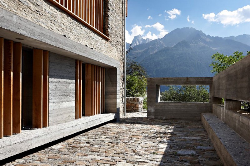 Barn In Courtyard Fascinating Barn In Soglio Home Courtyard Area Enhanced With Stone Cladding Covering The Floor And Wall Decoration An Old Barn Turned Into Eclectic Contemporary House With Stone Walls And Wood Shutters