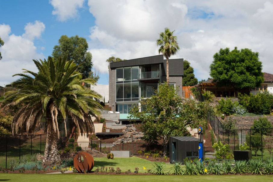 Three Story Building Stunning Three Story Maribyrnong House Building With Cool Elevation Plan Surrounded By Lush Vegetation Architecture Lavish And Breathtaking Contemporary Home With Spectacular Exterior Appearance
