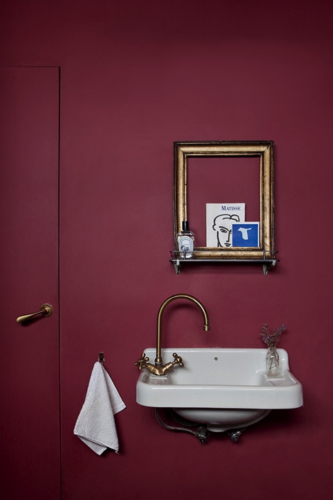 Wall Bathroom Sink Amazing Red Wall Bathroom With Amusing White Sink And Towel Rack Bathroom Gorgeous Bathroom Decorating Ideas To Keep The Elegant Interior In Style