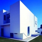 Light Effect Sky Incredible Light Effect From Blue Sky Displayed By The White Painted House PS The Heder Partnership As Best Feature Architecture Stunning Modern Home With Unique Curved Walls And Comfortable Pools